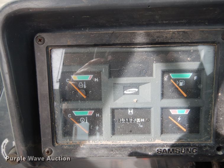 image for item DR1223 1996 Samsung SL120-2  wheel loader