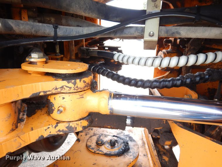 image for item DR1223 1996 Samsung SL120-2  wheel loader