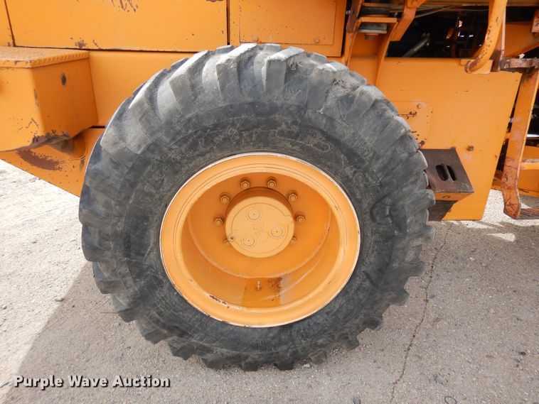 image for item DR1223 1996 Samsung SL120-2  wheel loader
