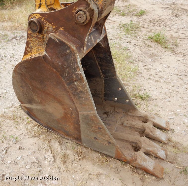 image for item DR1229 1994 John Deere 490E  excavator