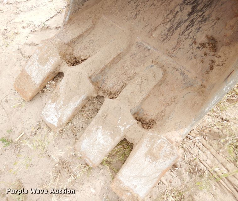 image for item DR1229 1994 John Deere 490E  excavator