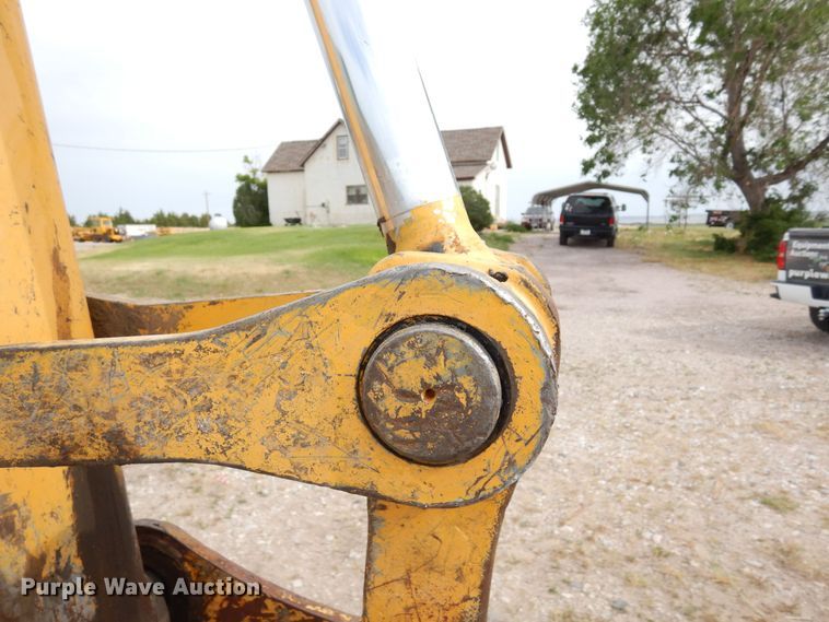 image for item DR1229 1994 John Deere 490E  excavator