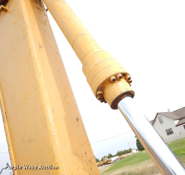 image for item DR1229 1994 John Deere 490E  excavator