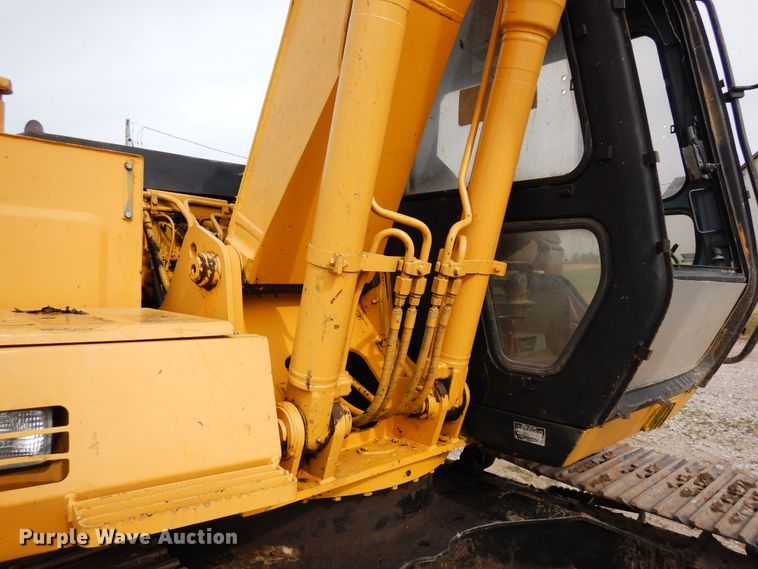 image for item DR1229 1994 John Deere 490E  excavator