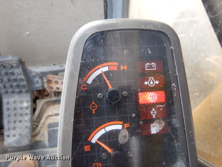 image for item DR1229 1994 John Deere 490E  excavator