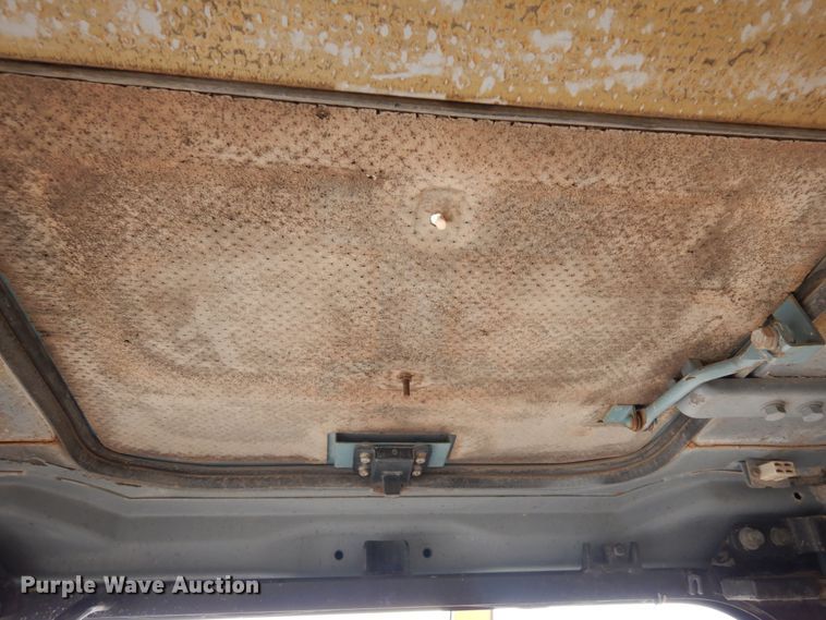 image for item DR1229 1994 John Deere 490E  excavator