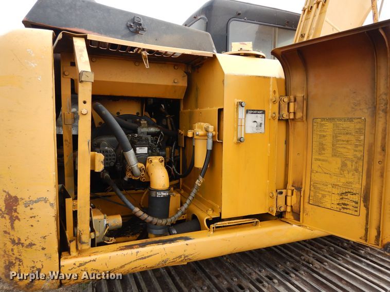 image for item DR1229 1994 John Deere 490E  excavator