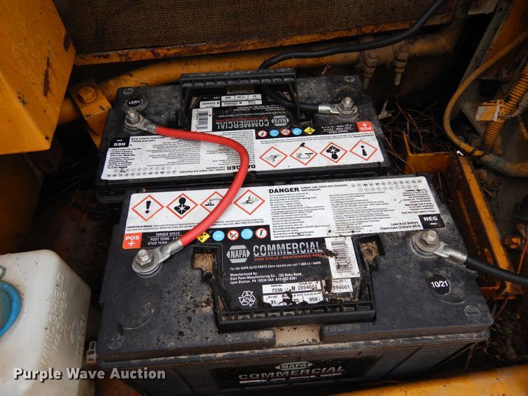 image for item DR1229 1994 John Deere 490E  excavator