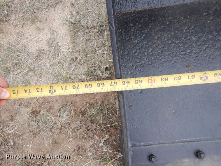 image for item DR1242 2011 Terex TSR-60  skid steer loader