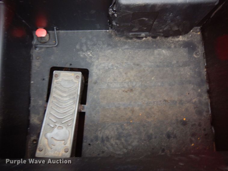 image for item DR1242 2011 Terex TSR-60  skid steer loader