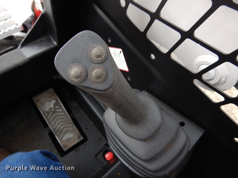 image for item DR1242 2011 Terex TSR-60  skid steer loader