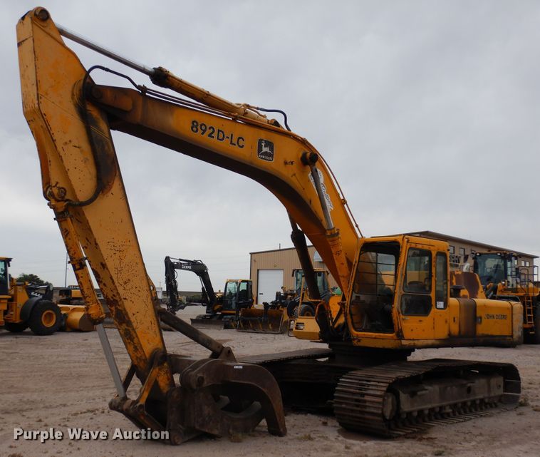 image for item DR1243 1991 John Deere 892D LC  excavator
