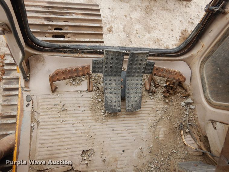 image for item DR1243 1991 John Deere 892D LC  excavator