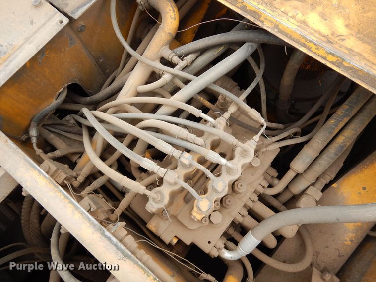 image for item DR1243 1991 John Deere 892D LC  excavator