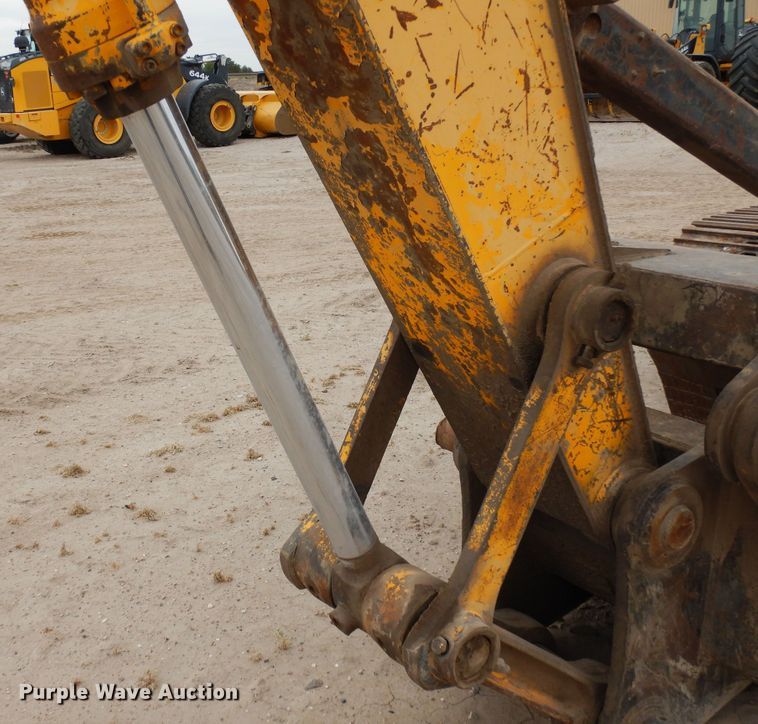 image for item DR1243 1991 John Deere 892D LC  excavator