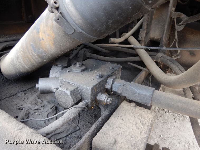 image for item DR1243 1991 John Deere 892D LC  excavator