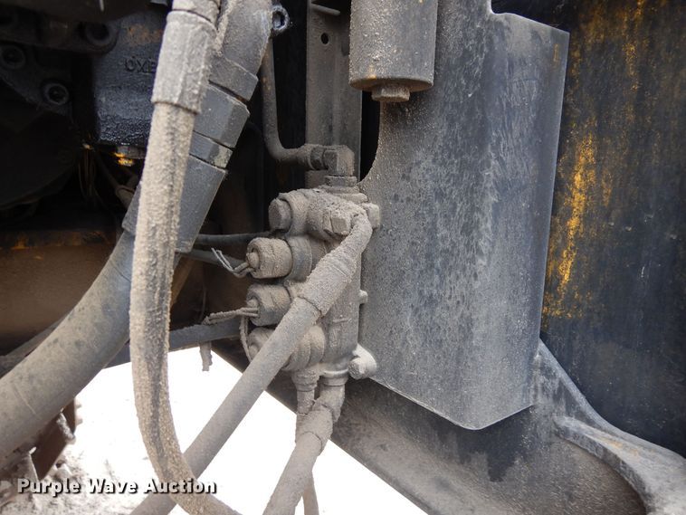 image for item DR1243 1991 John Deere 892D LC  excavator