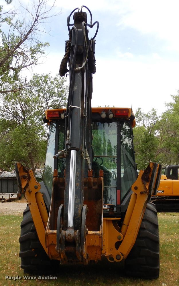 image for item DR1247 2007 John Deere 410J  backhoe