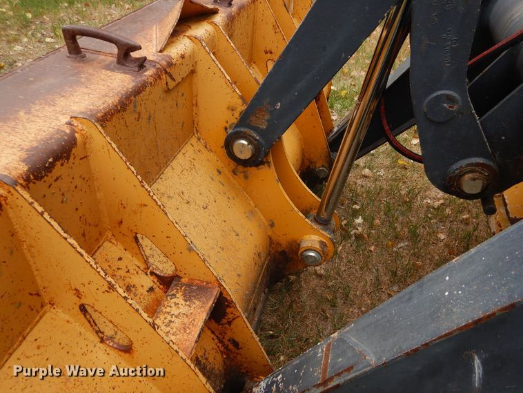 image for item DR1247 2007 John Deere 410J  backhoe