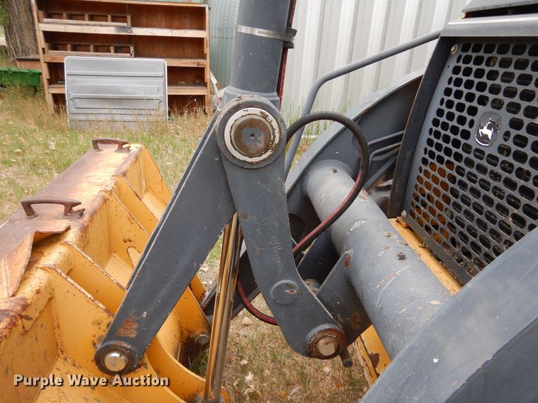 image for item DR1247 2007 John Deere 410J  backhoe