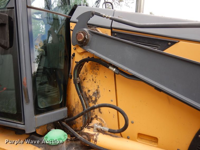 image for item DR1247 2007 John Deere 410J  backhoe