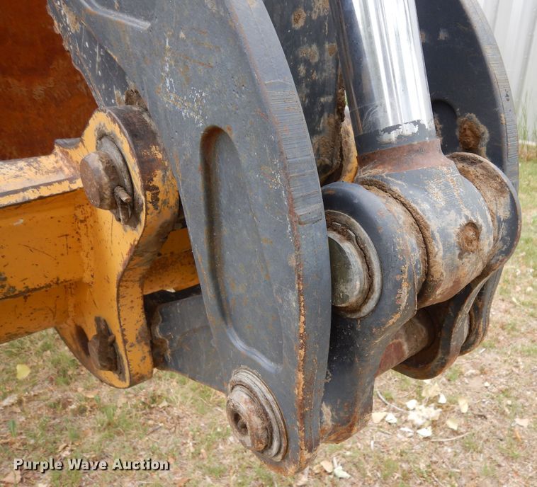 image for item DR1247 2007 John Deere 410J  backhoe