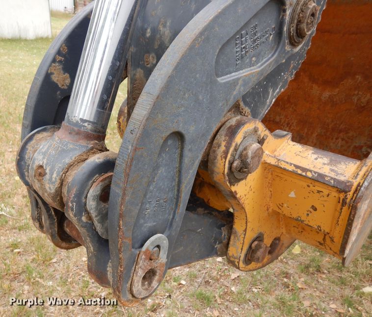 image for item DR1247 2007 John Deere 410J  backhoe