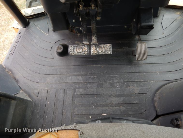 image for item DR1247 2007 John Deere 410J  backhoe