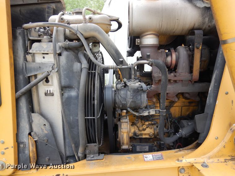 image for item DR1247 2007 John Deere 410J  backhoe