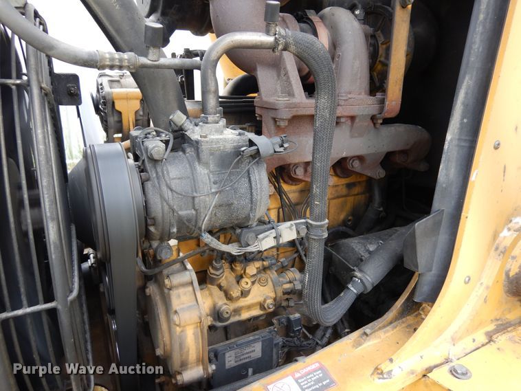 image for item DR1247 2007 John Deere 410J  backhoe