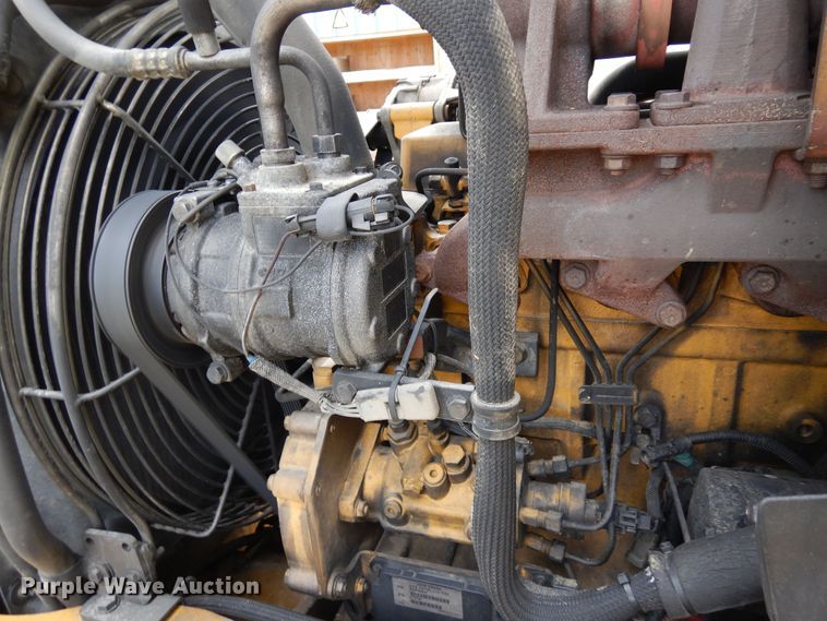 image for item DR1247 2007 John Deere 410J  backhoe