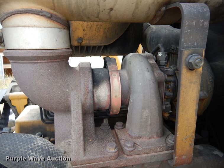 image for item DR1247 2007 John Deere 410J  backhoe