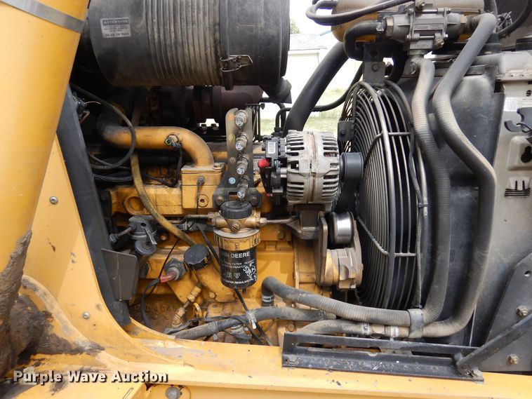 image for item DR1247 2007 John Deere 410J  backhoe