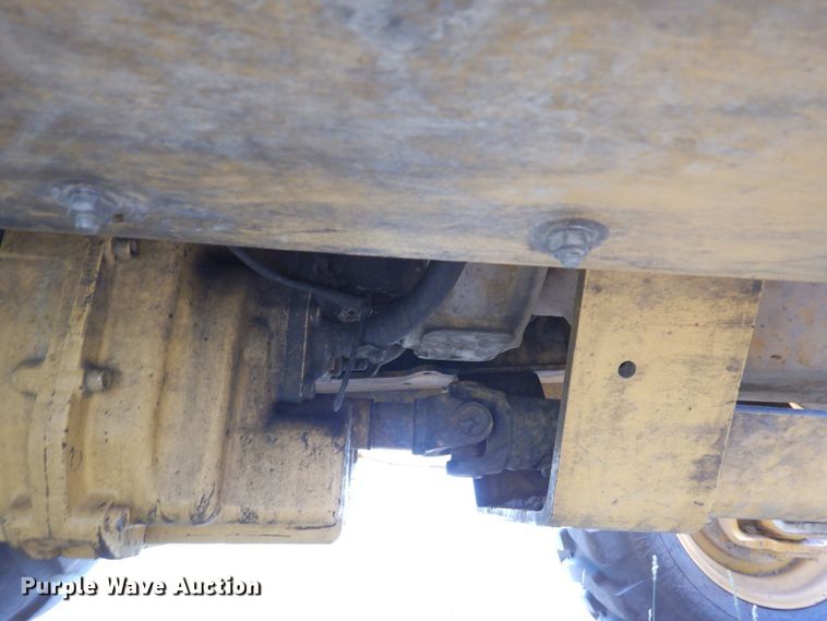 image for item DR1247 2007 John Deere 410J  backhoe