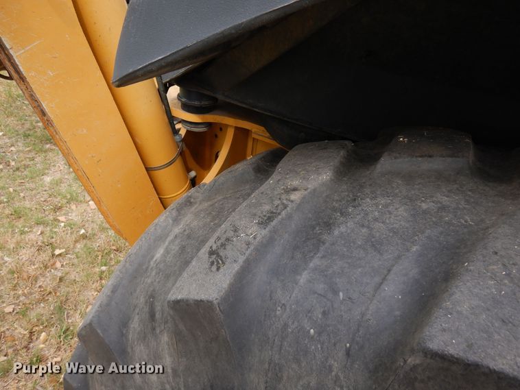 image for item DR1247 2007 John Deere 410J  backhoe