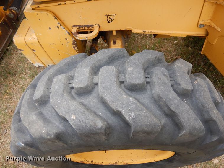 image for item DR1247 2007 John Deere 410J  backhoe