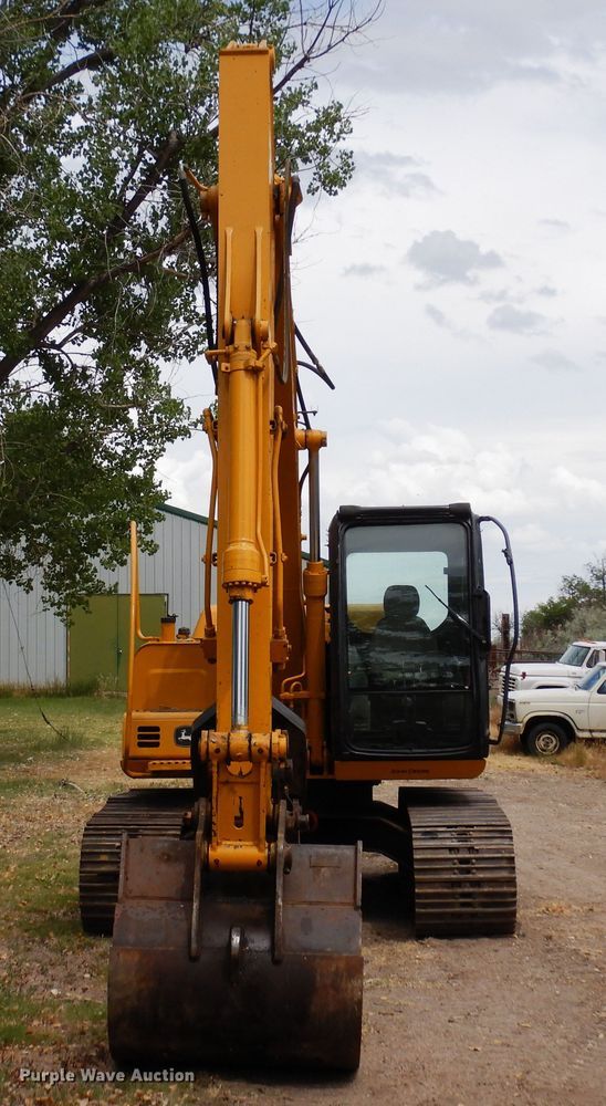 image for item DR1248 2007 John Deere 120C  excavator