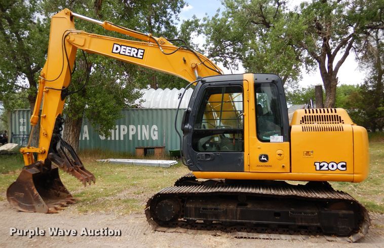 image for item DR1248 2007 John Deere 120C  excavator