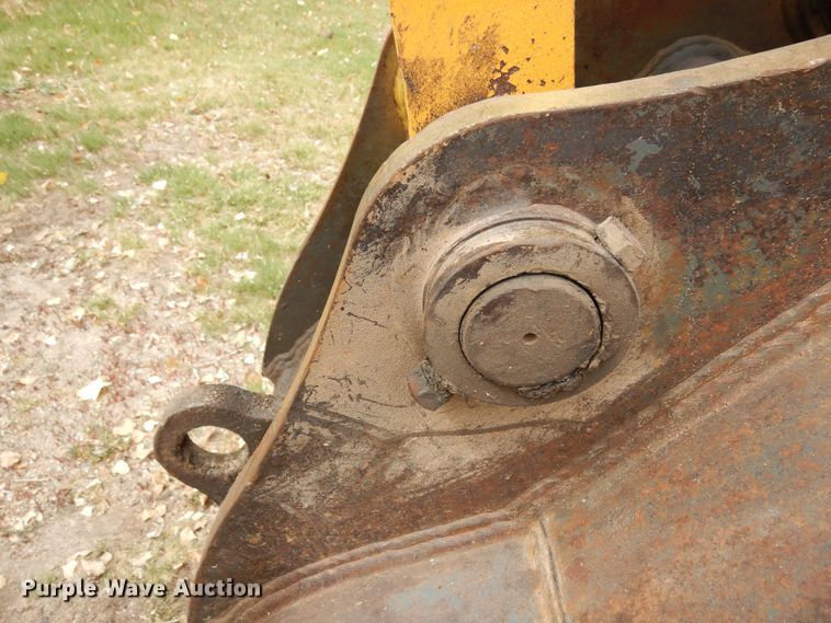 image for item DR1248 2007 John Deere 120C  excavator