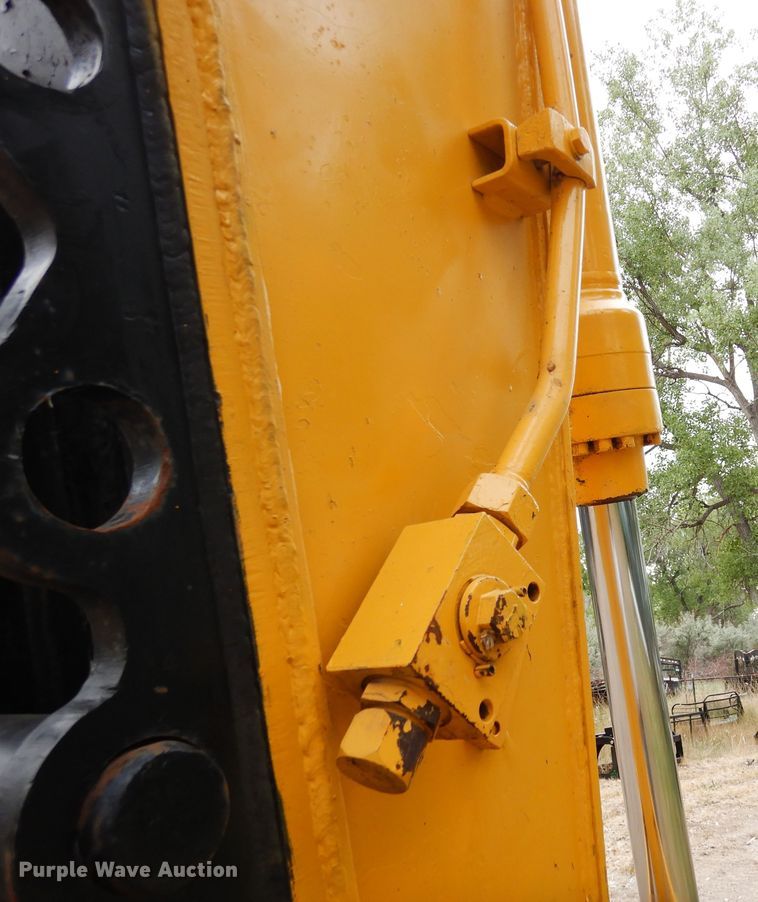 image for item DR1248 2007 John Deere 120C  excavator