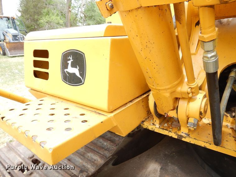image for item DR1248 2007 John Deere 120C  excavator