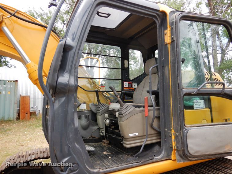 image for item DR1248 2007 John Deere 120C  excavator