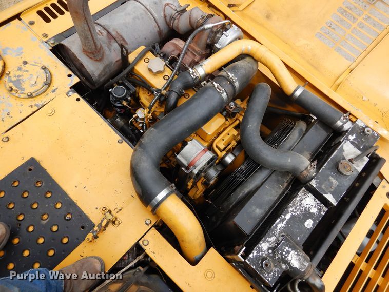 image for item DR1248 2007 John Deere 120C  excavator