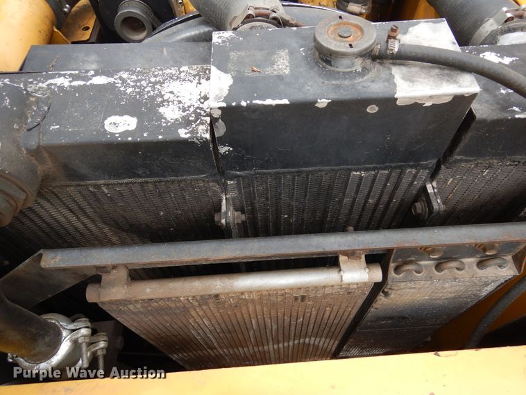 image for item DR1248 2007 John Deere 120C  excavator