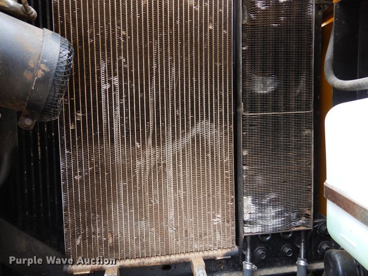 image for item DR1248 2007 John Deere 120C  excavator