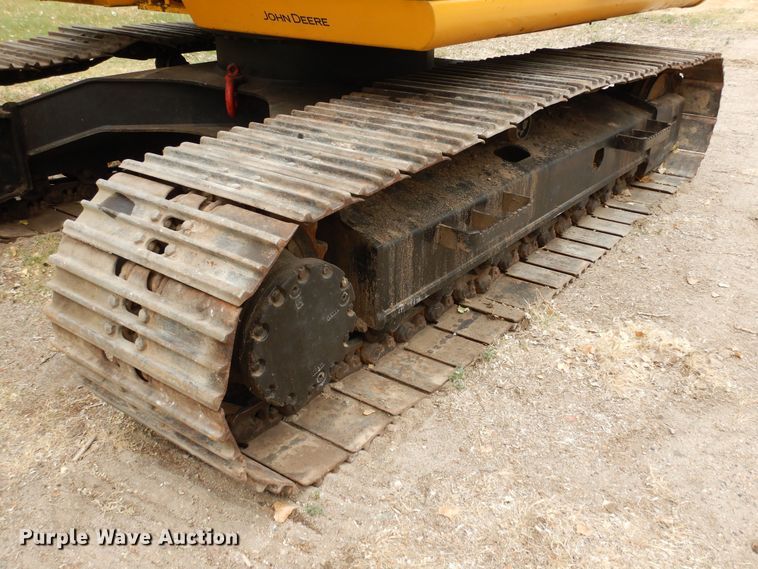 image for item DR1248 2007 John Deere 120C  excavator