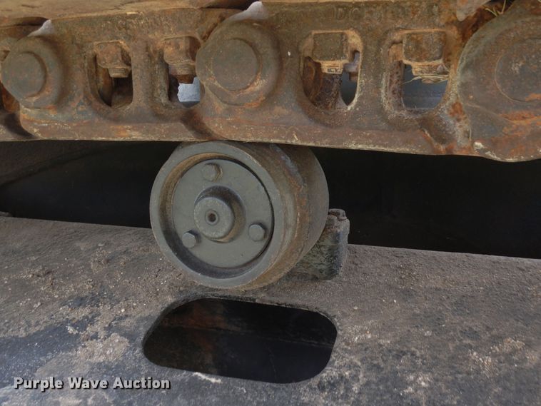 image for item DR1248 2007 John Deere 120C  excavator