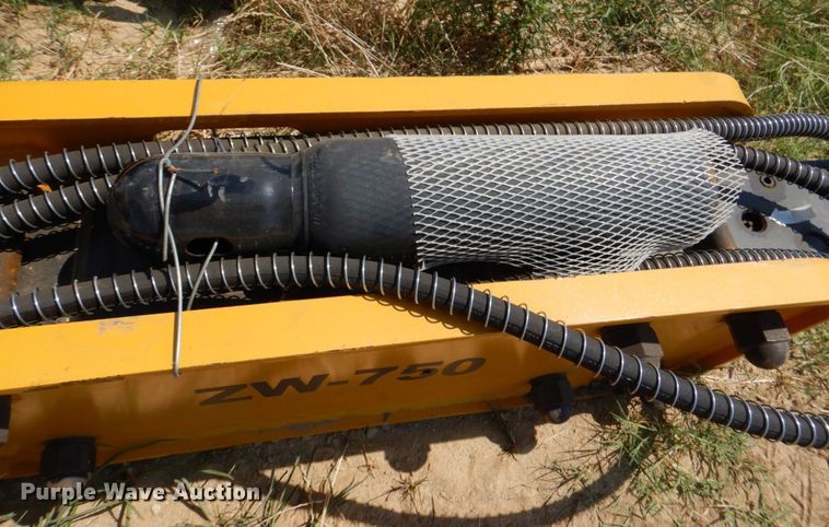 image for item DR1875 Wolverine ZW-750  skid steer breaker