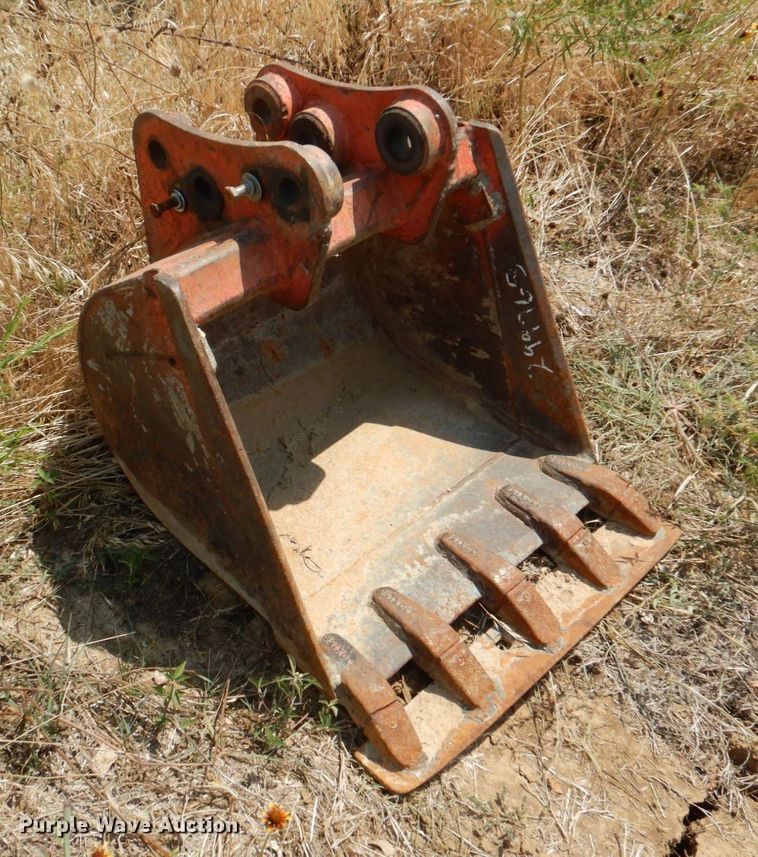 image for item DR1916 Excavator bucket