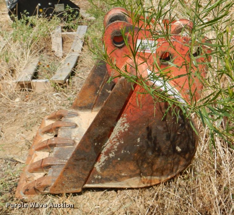 image for item DR1916 Excavator bucket